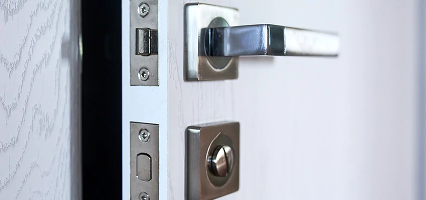 Door Lever Handle Lock Repair in Oasis, CA