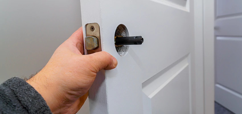 Nighttime Locksmith For Lock Repair in Oasis, CA