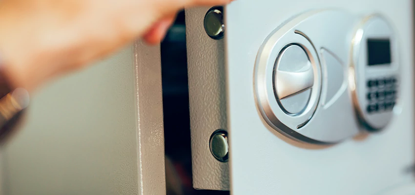 Fingerprint Safe Openers in Oasis, CA