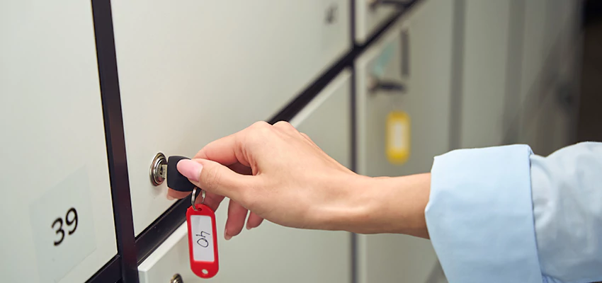 Upgrading File Cabinet Locks in Oasis, California
