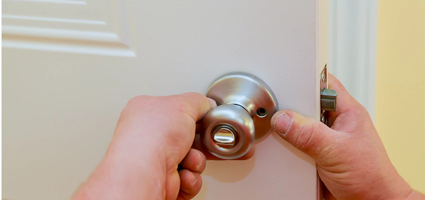 After-hours Locksmith For Lock And Key Installation in Oasis, CA