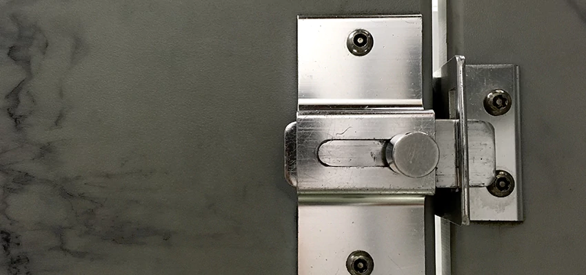 Fix A Room Door Lock in Oasis, CA