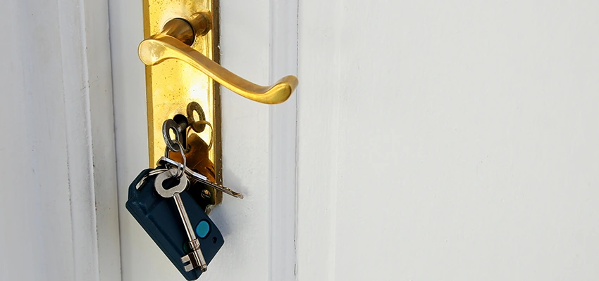 Broken Door Key Extraction in Oasis, CA
