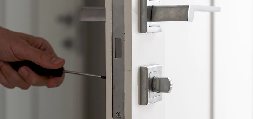 Key Programming Locksmith Open Now in Oasis, California