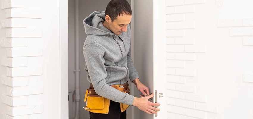 Nighttime Locksmith Near Me in Oasis, CA